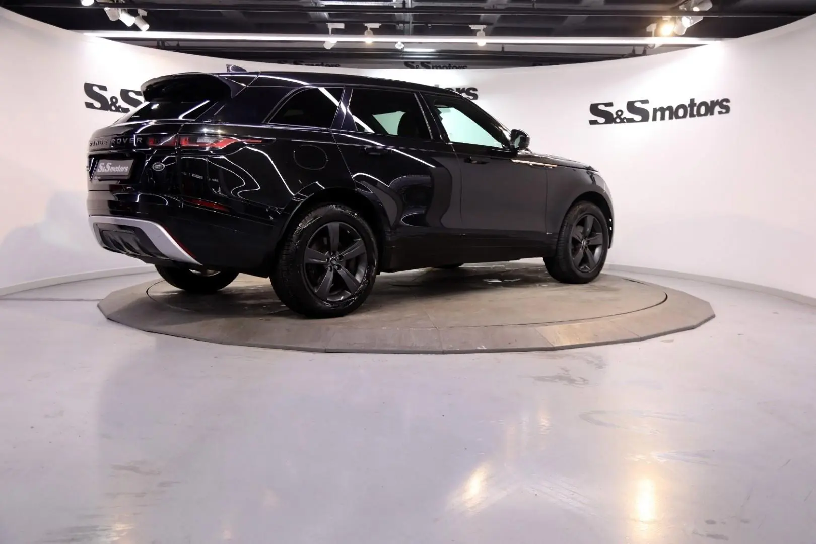 Land Rover Range Rover Velar Range Rover Velar 2.0 TD4 D180 AWD 5