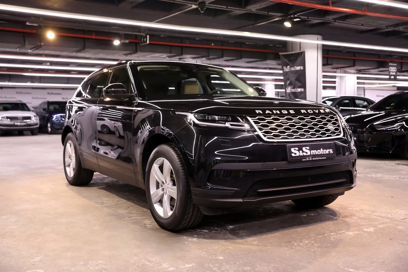 Land Rover Range Rover Velar Range Rover Velar 2.0 TD4 D180 AWD 4