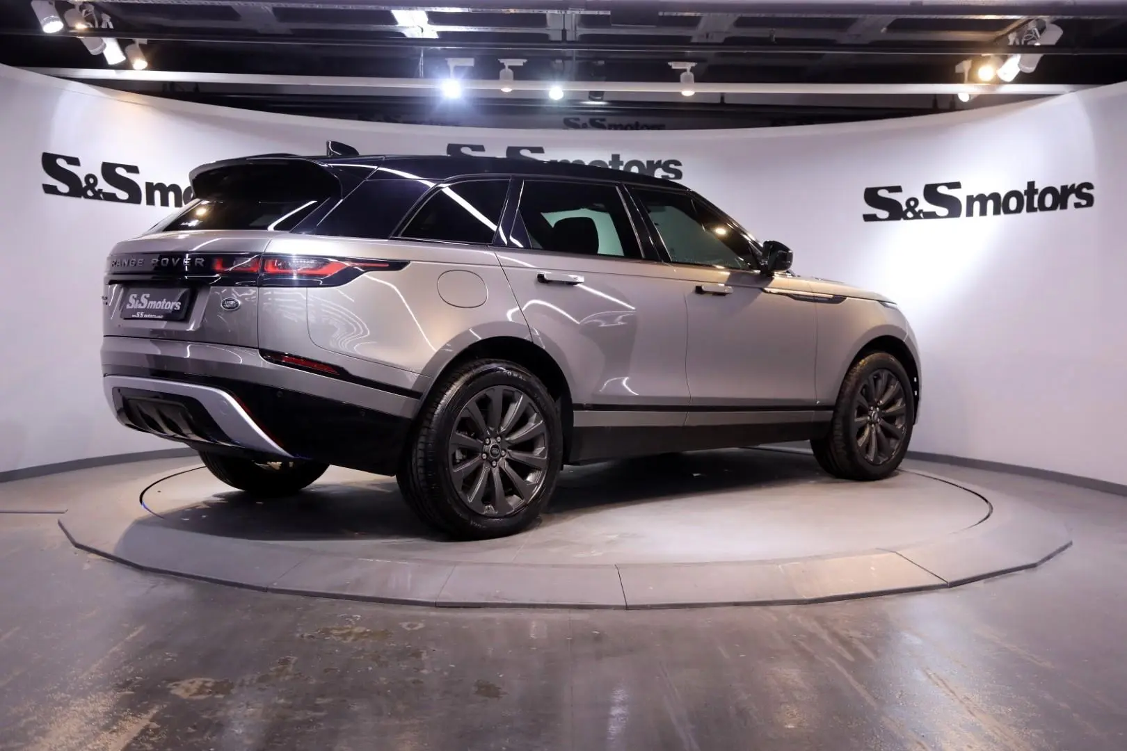 Land Rover Range Rover Velar Range Rover Velar 2.0 TD4 D240 AWD 6