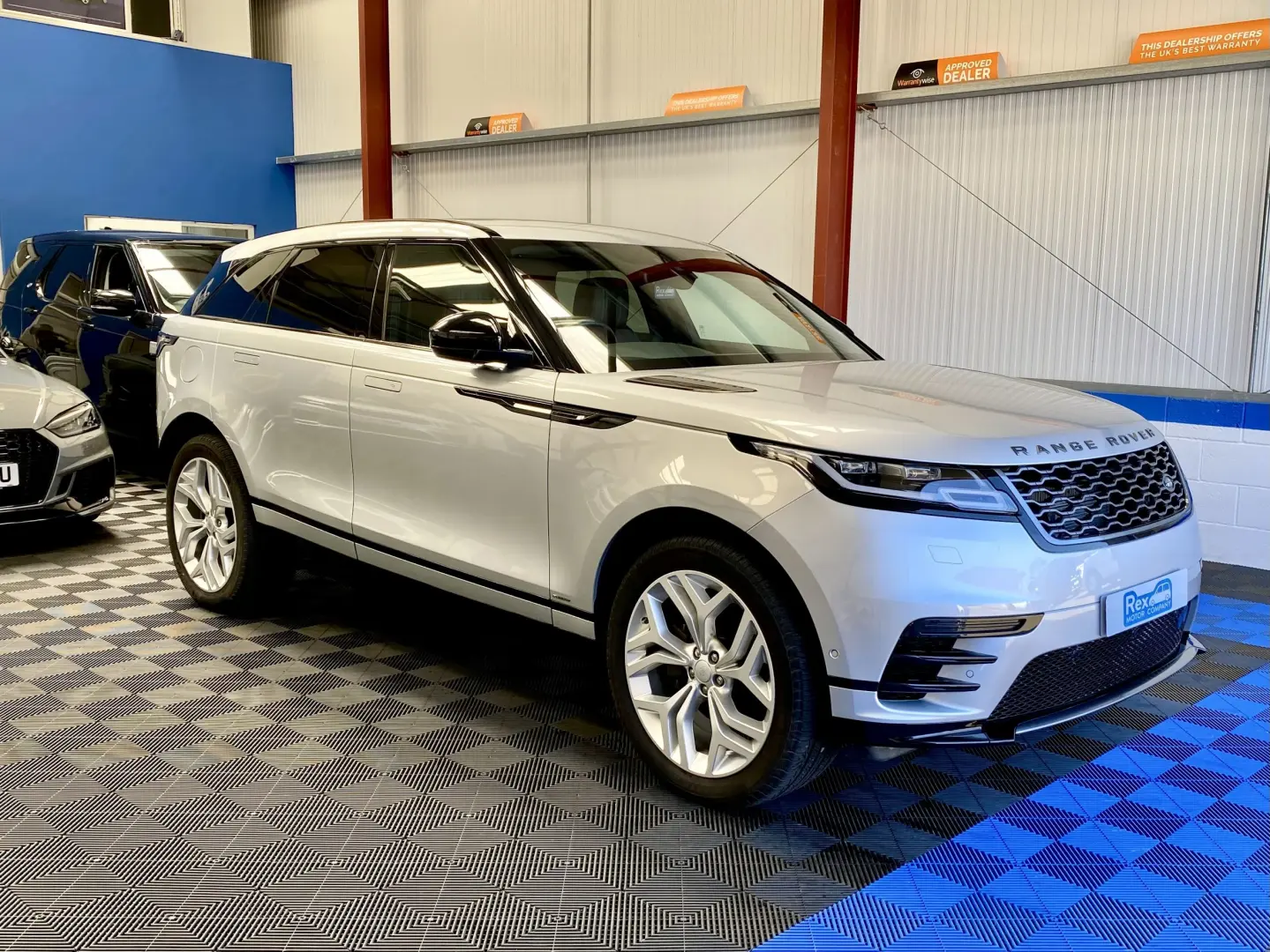 Land Rover Range Rover Velar Range Rover Velar 2.0 D204 R-Dynamic SE 1