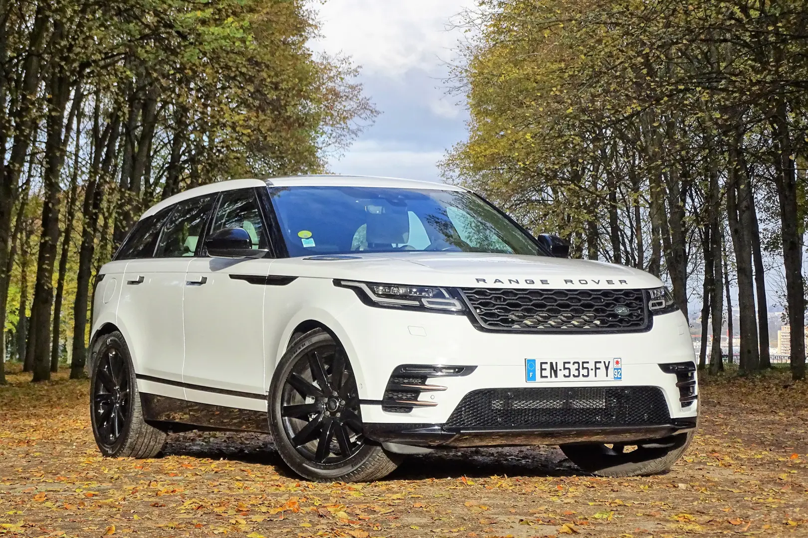 Land Rover Range Rover Velar Range Rover Velar 2.0 TD4 D240 AWD 1