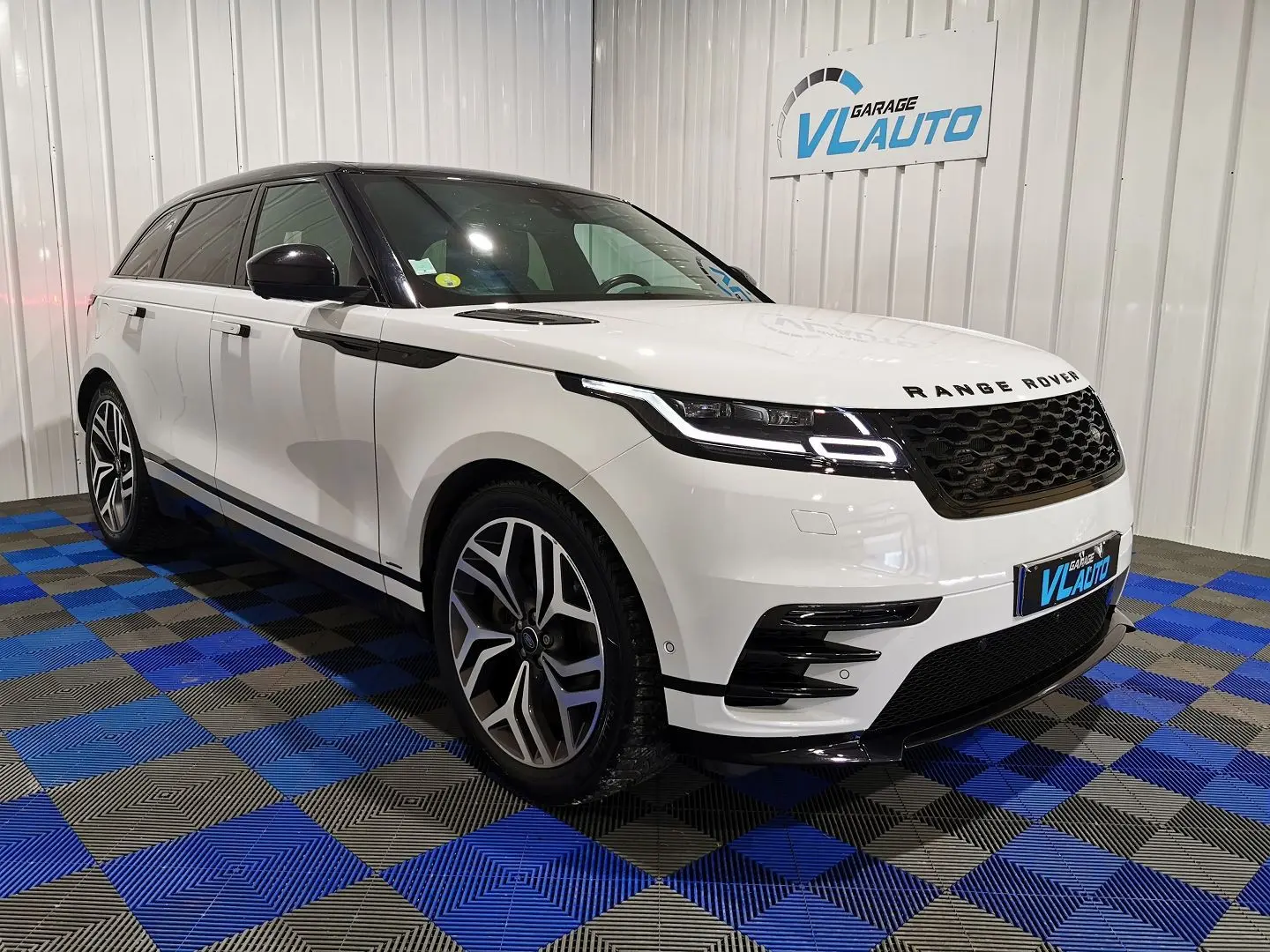 Land Rover Range Rover Velar Range Rover Velar 3.0 V6 D300 AWD 7