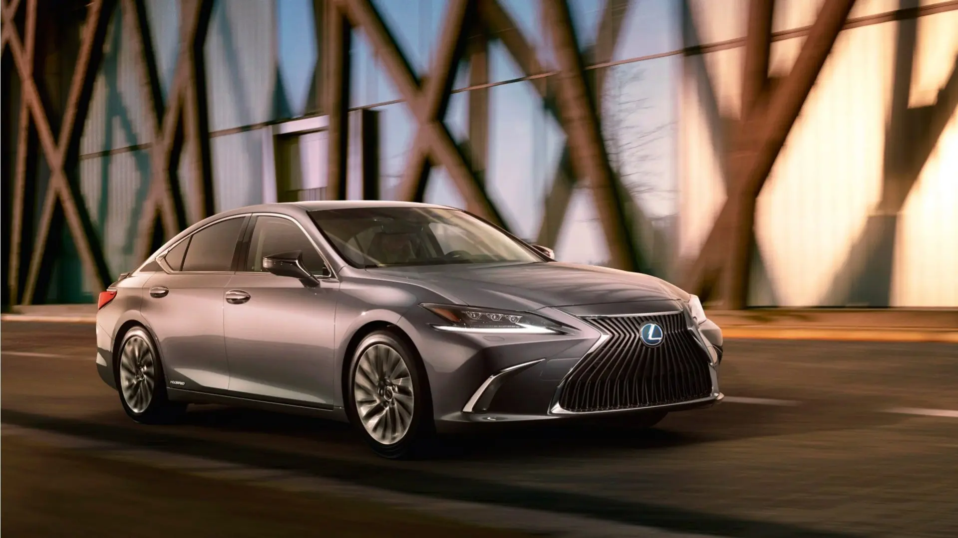 Lexus ES ES 300h Exclusive e-CVT 4