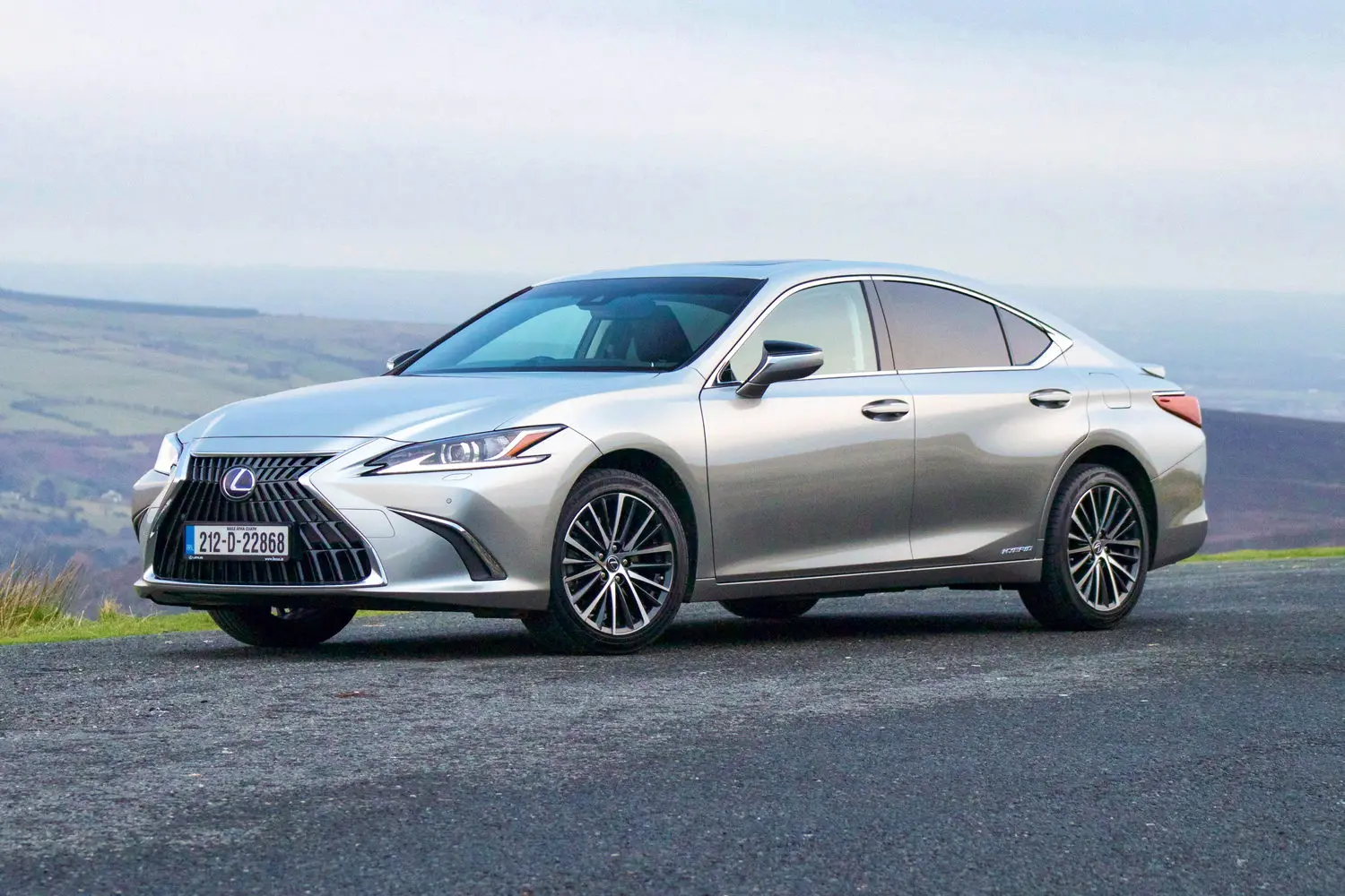 Lexus ES ES 300h Executive E-CVT 1