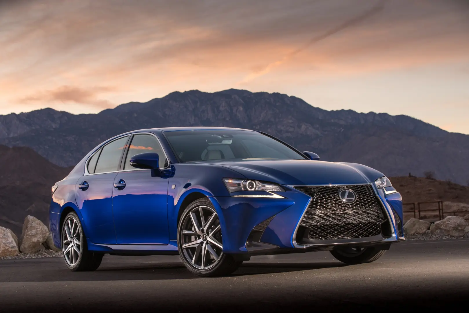 Lexus GS GS 200t F Sport Plus 3