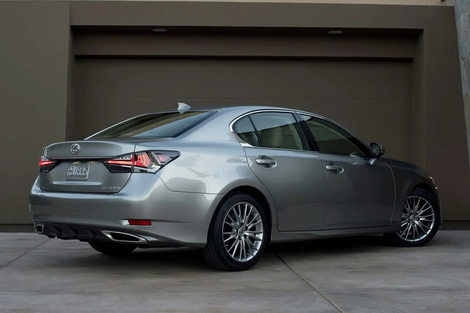 Lexus GS GS 300h Exclusive e-CVT 6