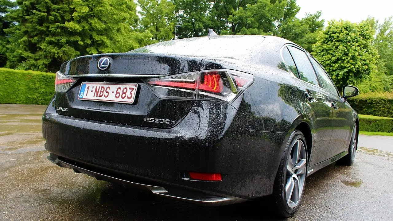 Lexus GS GS 300h Exclusive e-CVT 6