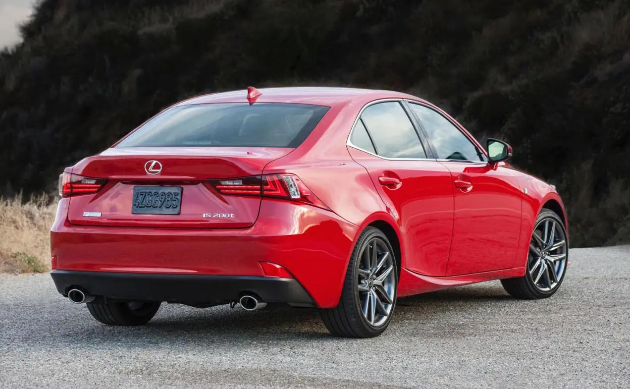 Lexus IS IS 300h Entry Plus CVT 3