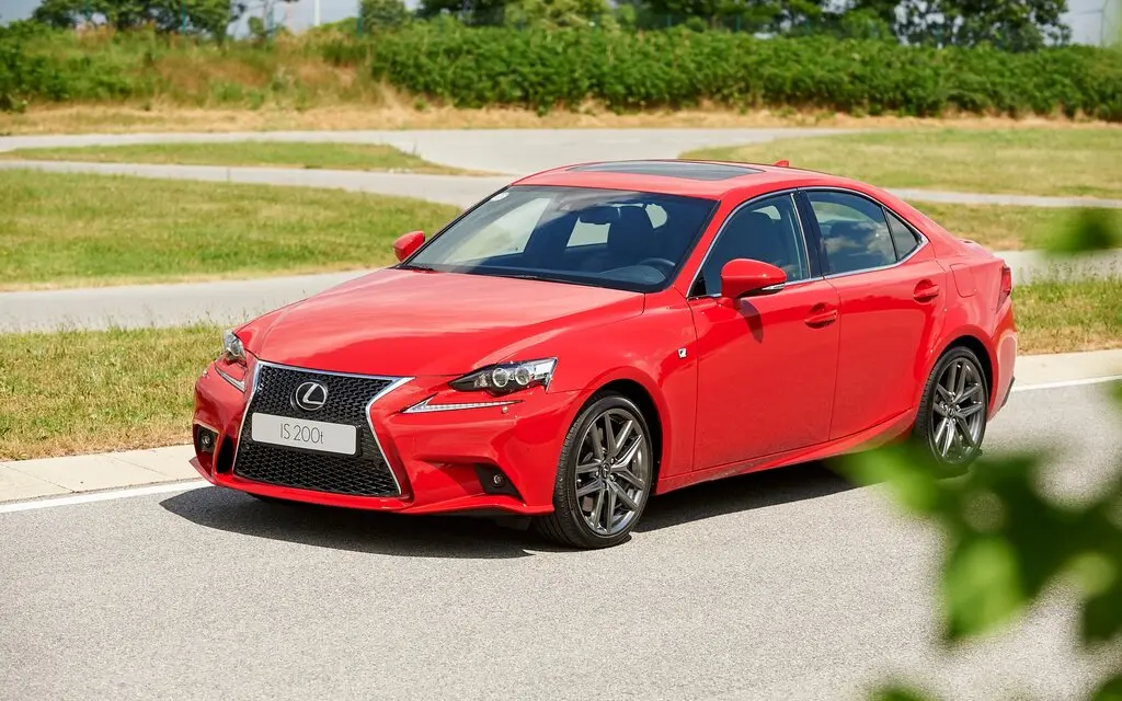 Lexus IS IS 300h Entry Plus CVT 3