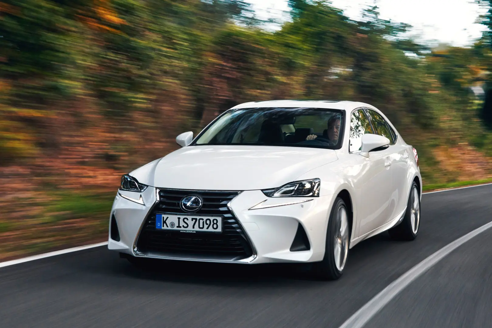 Lexus IS IS 300h Exclusive e-CVT 5