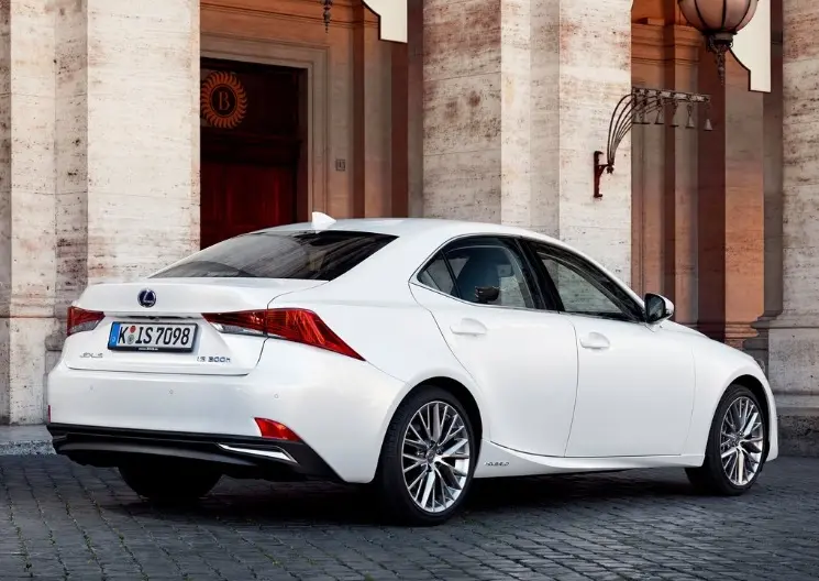 Lexus IS IS 300h Comfort e-CVT 3