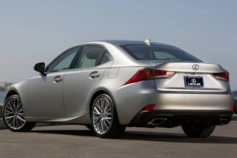 Lexus IS IS 300h Executive e-CVT 3