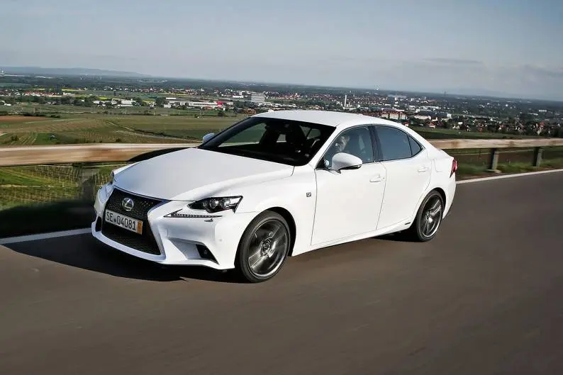 Lexus IS IS 300h Executive e-CVT 5