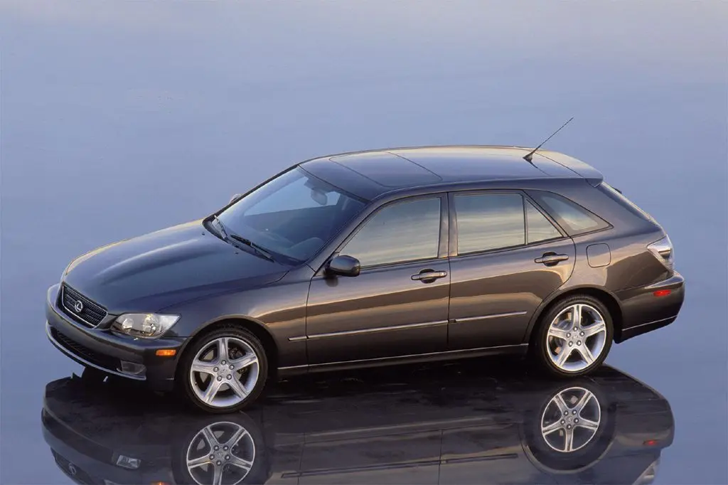Lexus IS IS Sport Cross 300 4