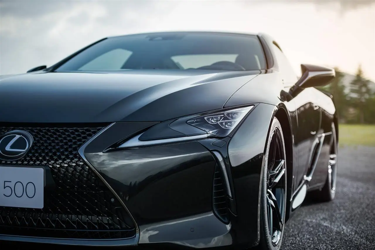 Lexus LC LC 500h Exclusive 3