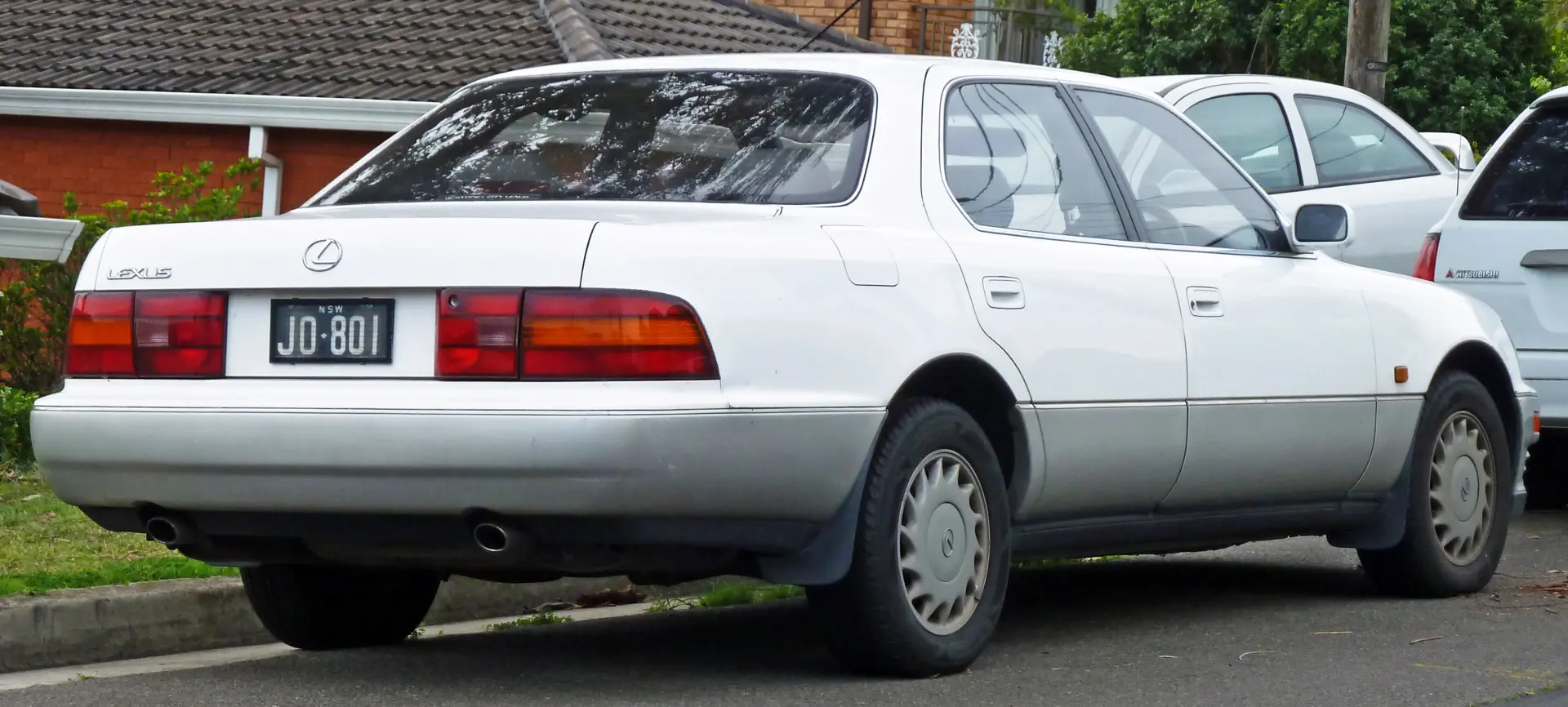 Lexus LS LS 400 5