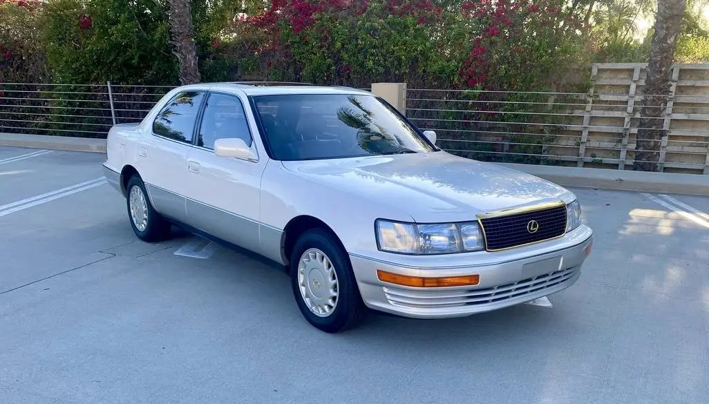 Lexus LS LS 400 5