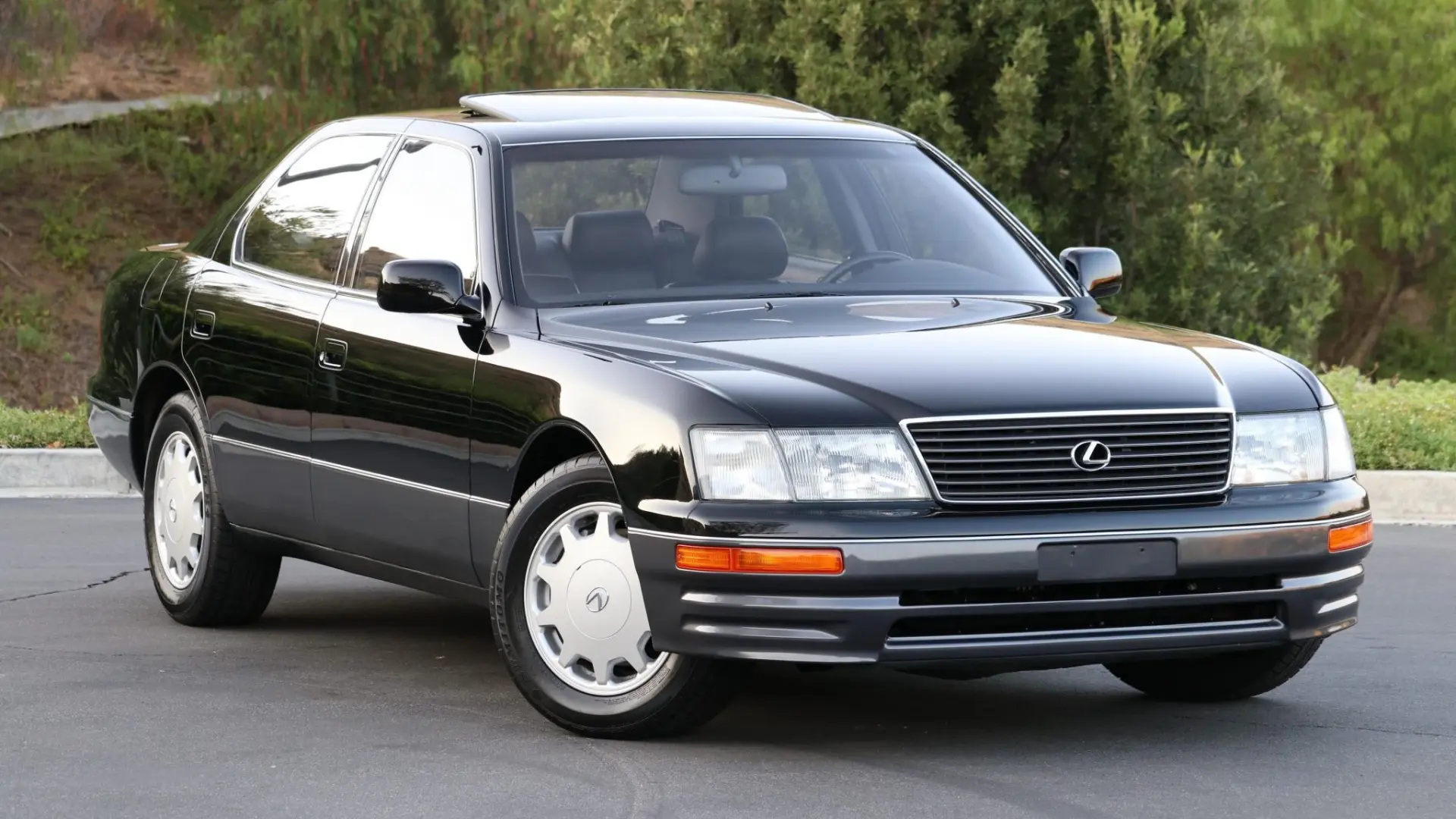 Lexus LS LS 400 1