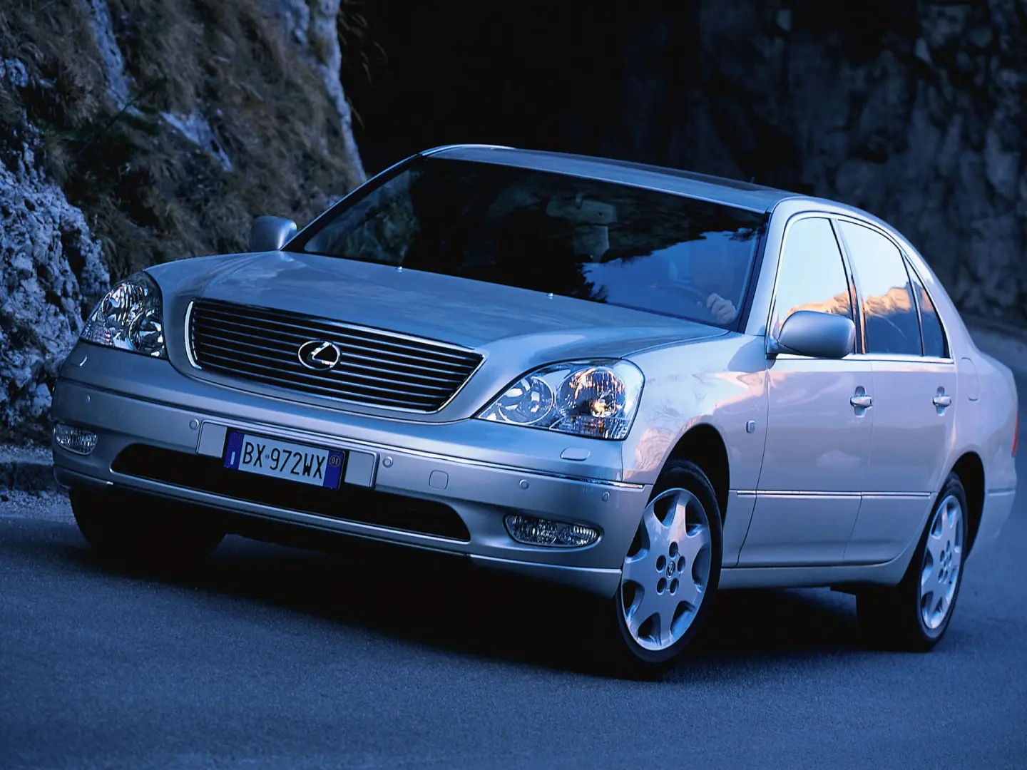 Lexus LS LS 430 6