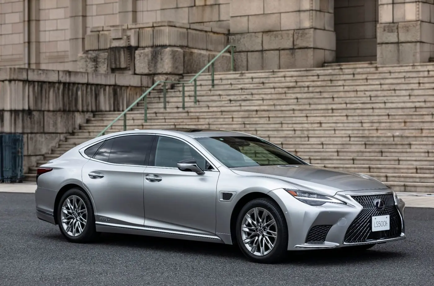 Lexus LS LS 500h Business Multi Stage Hybrid 5