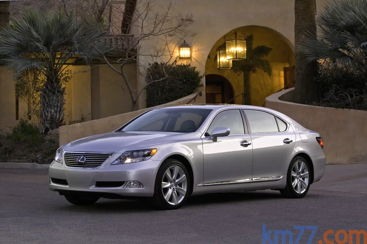 Lexus LS LS 600h Long CVT 3