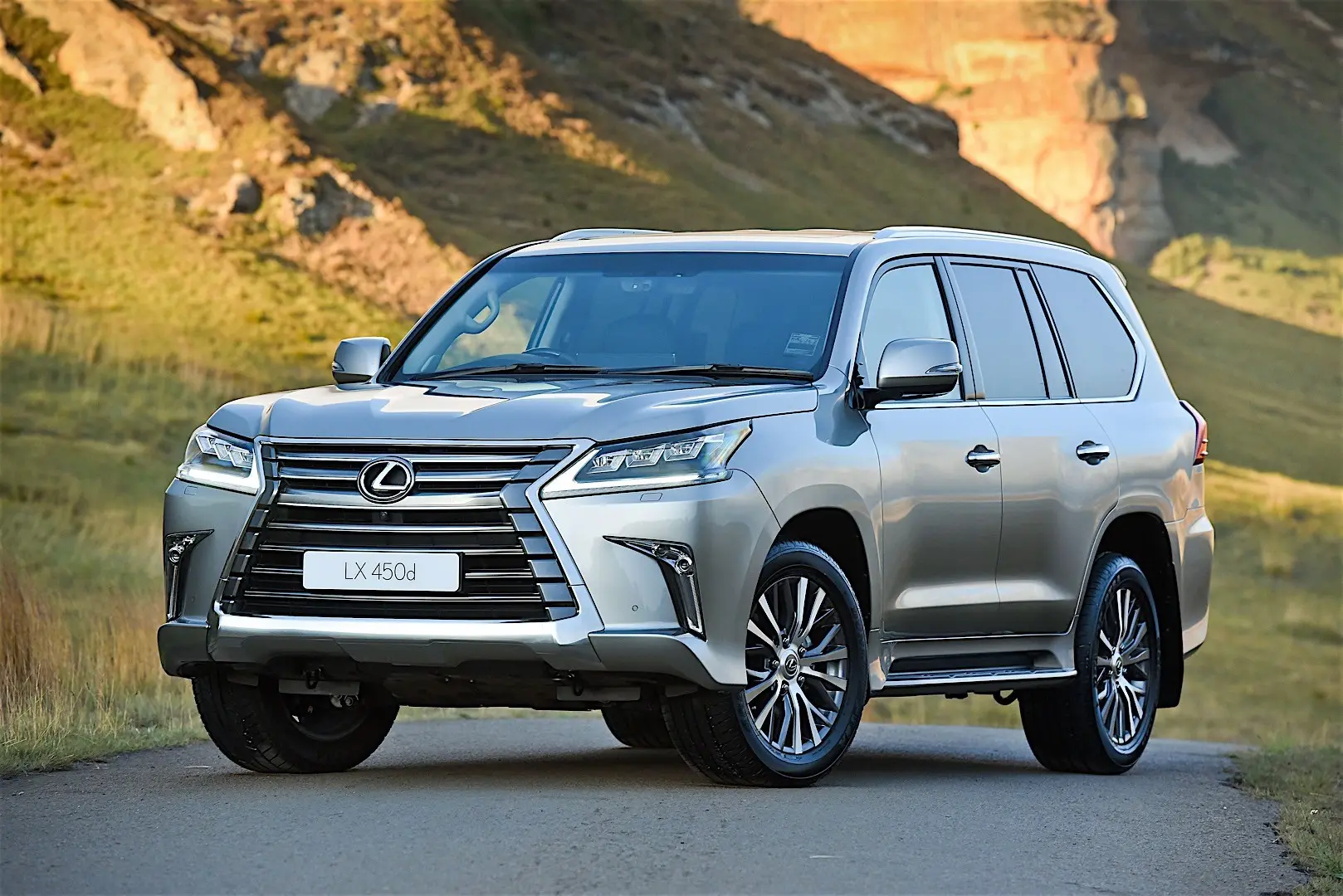Lexus LX LX SUV 450d V8 AWD 3