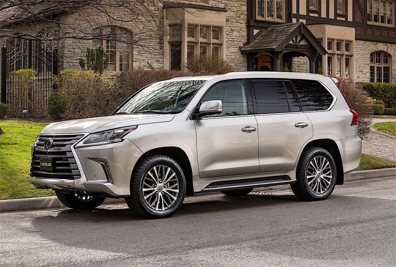 Lexus LX LX SUV 450d V8 AWD 7