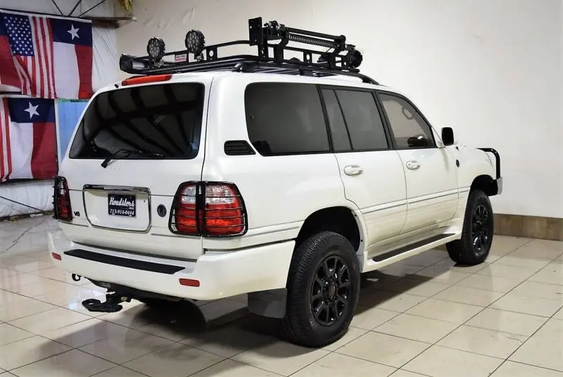 Lexus LX LX SUV 470 V8 AWD 5