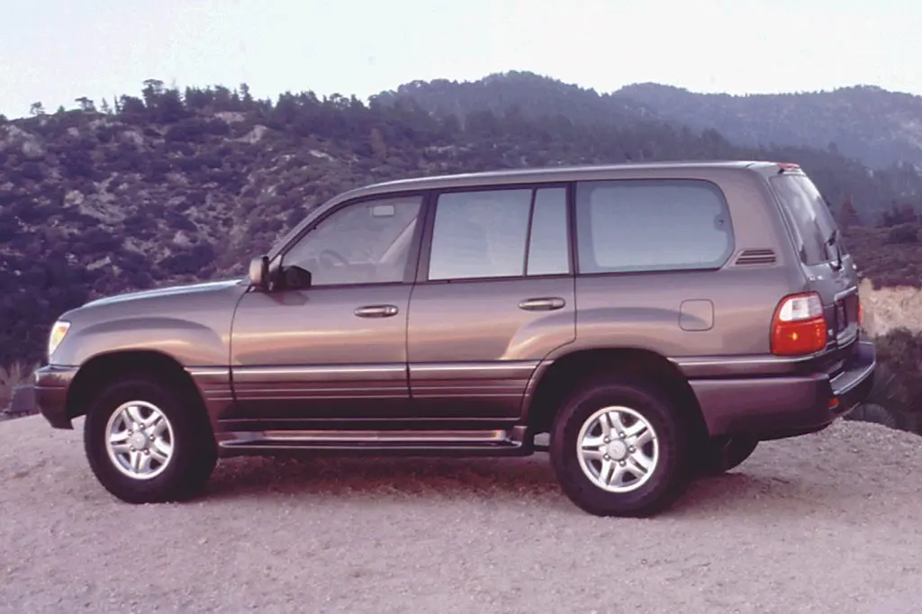 Lexus LX LX SUV 470 V8 AWD 2