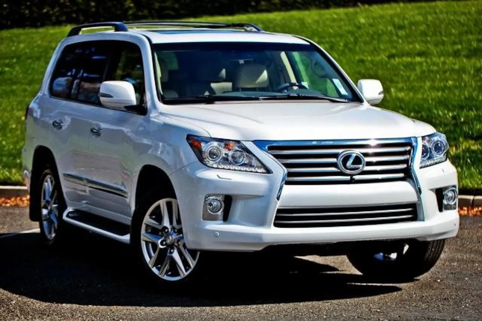 Lexus LX LX SUV 570 V8 AWD 4