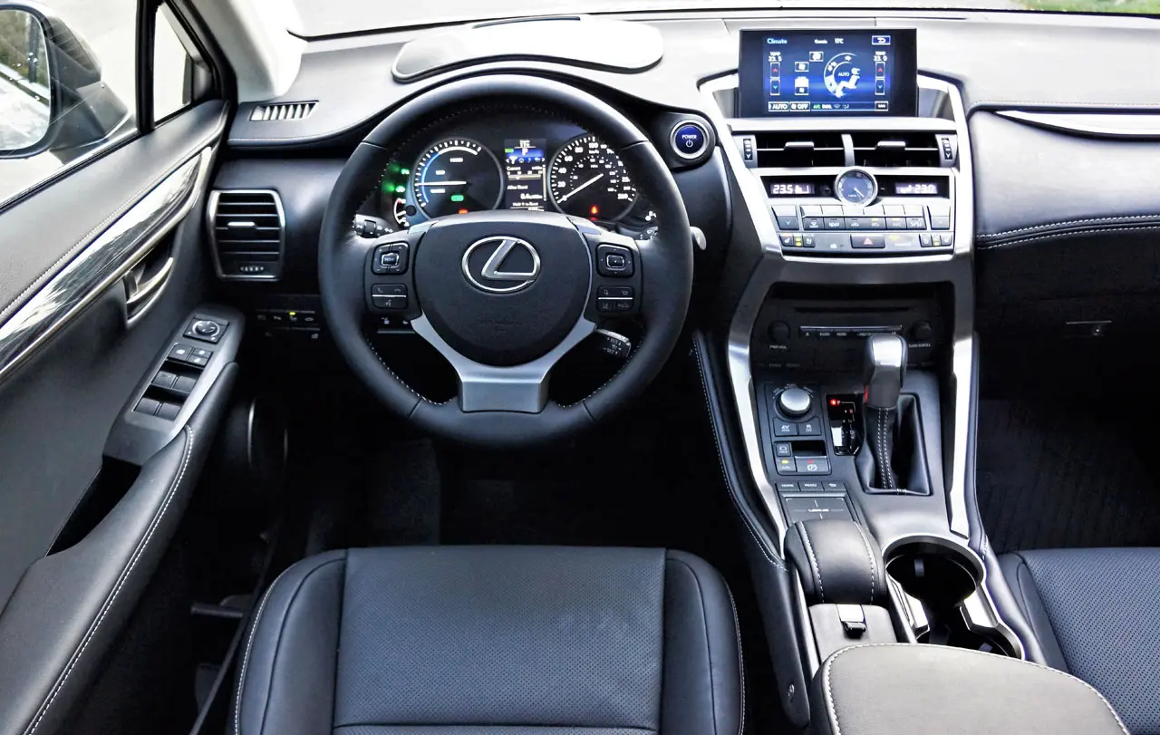 Lexus NX NX 300h 4x4 Executive e-CVT 3