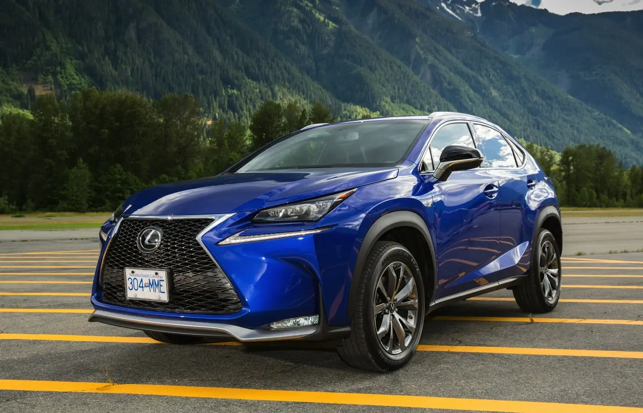 Lexus NX NX 300h 4x4 Exclusive e-CVT	 1