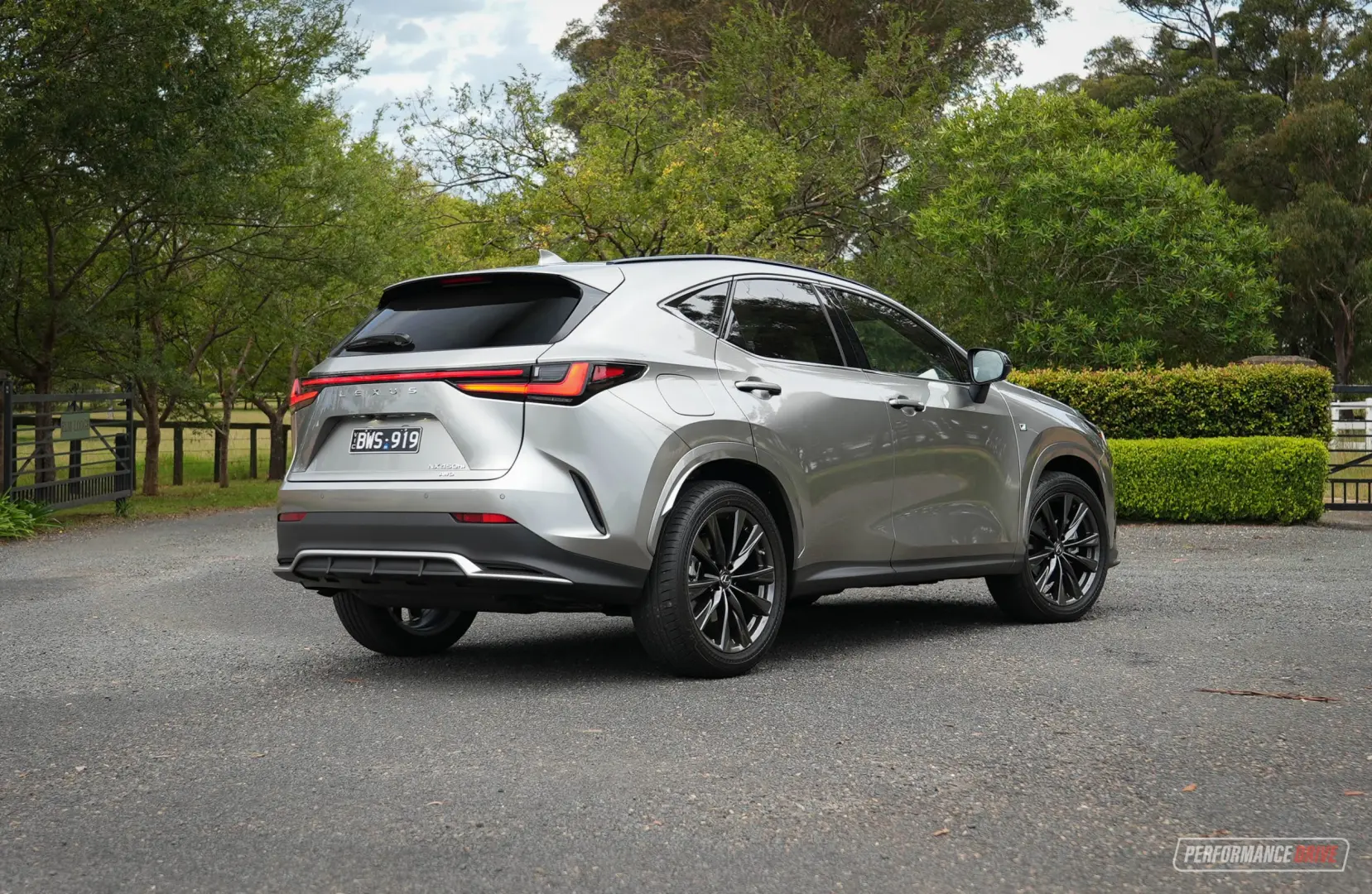 Lexus NX NX 450h+ F Sport 4X4 E-CVT 4