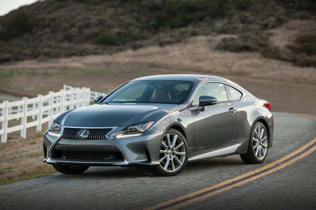 Lexus RC RC 300h Executive CVT 5