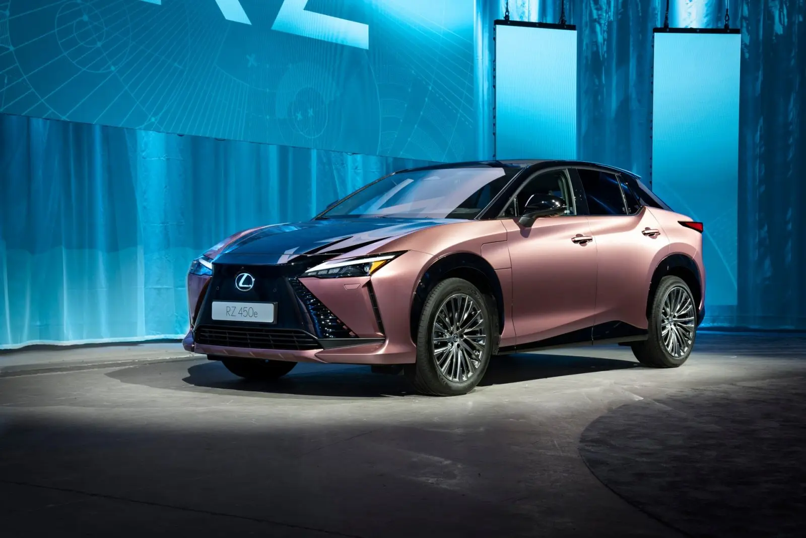 Lexus RZ RZ 450E Exclusive 2