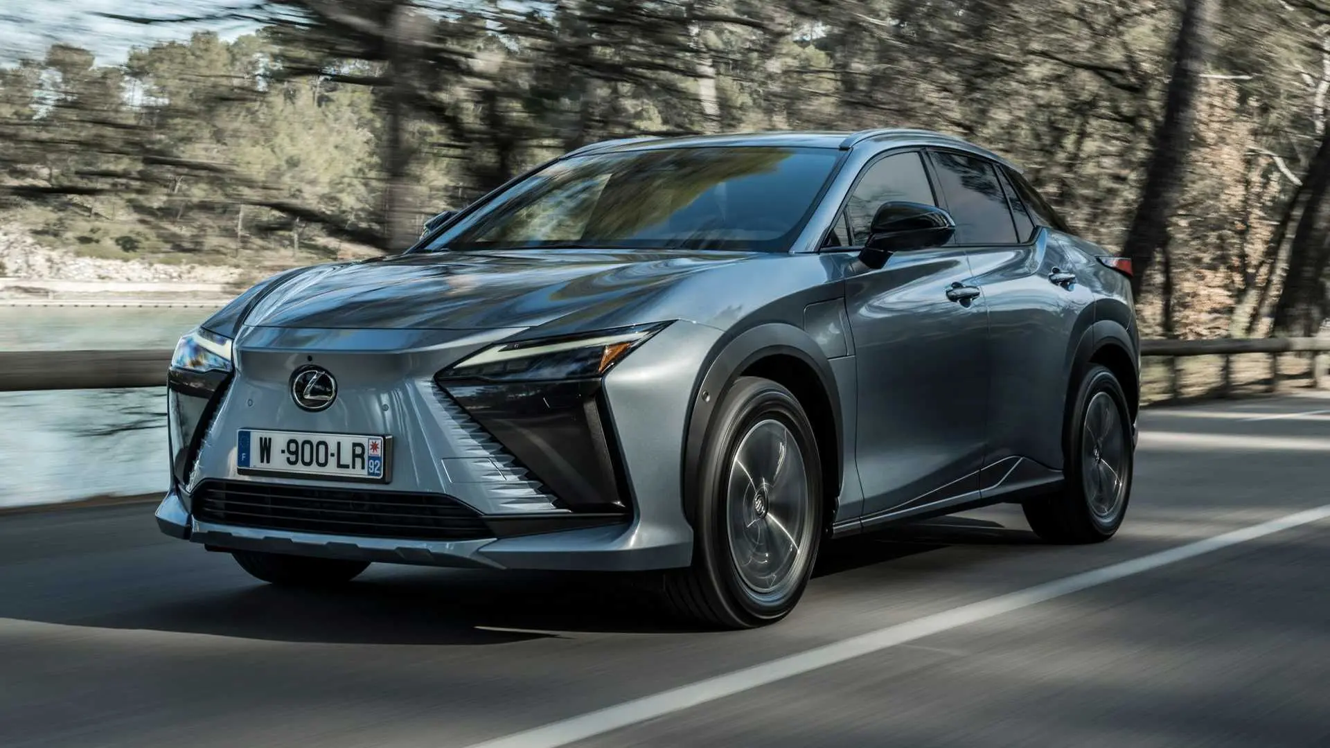Lexus RZ RZ 450E Executive 1