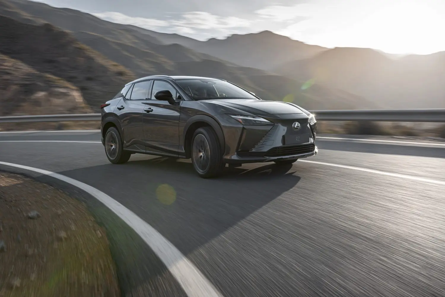 Lexus RZ RZ 450E Executive 5