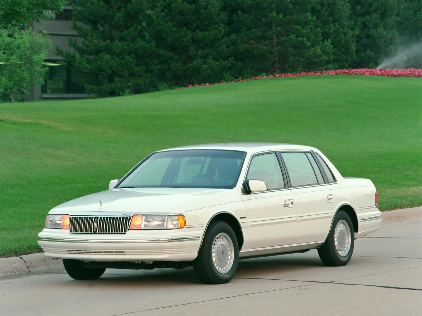 Lincoln Continental Continental 3.8 1
