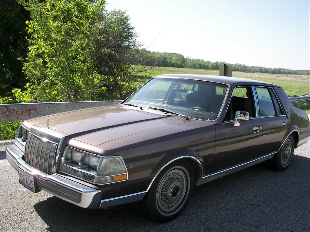 Lincoln Continental Continental 3.8 2
