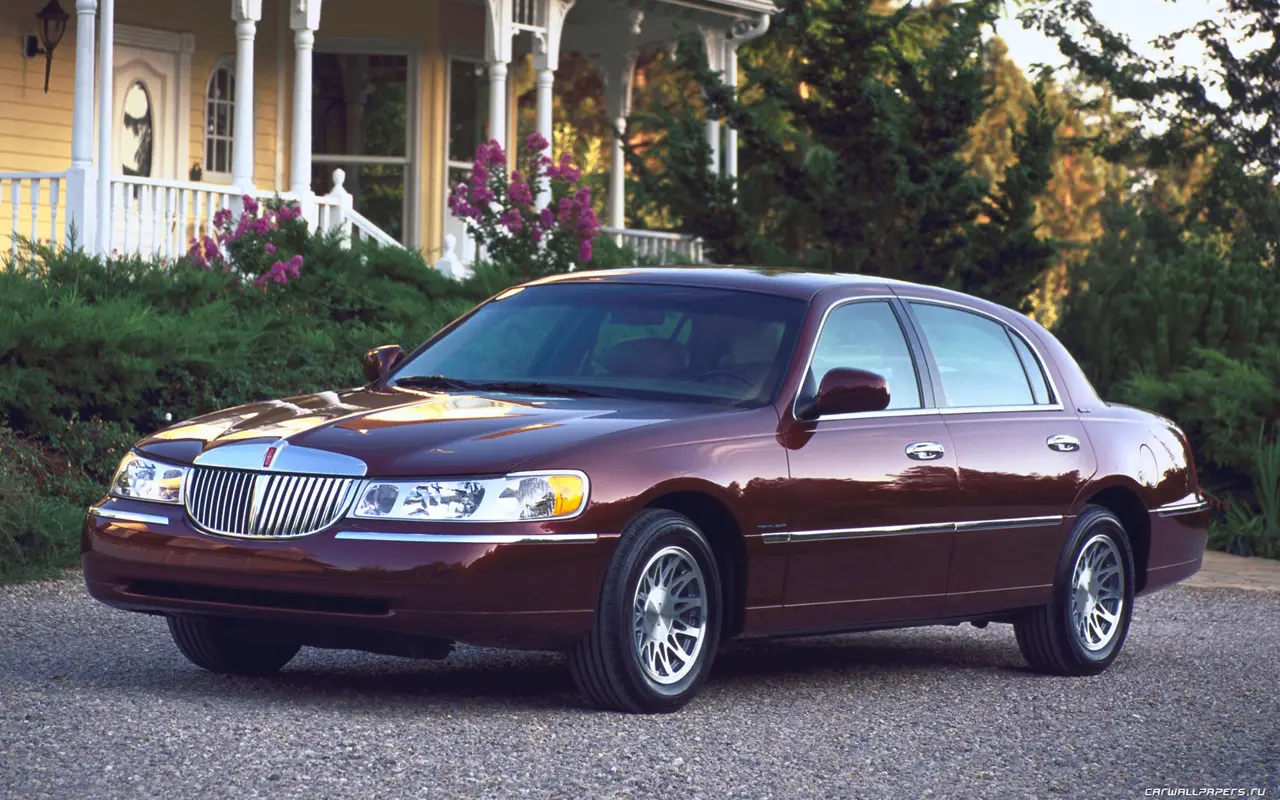 Lincoln Town Car Town Car 4.6 Ultimate 1