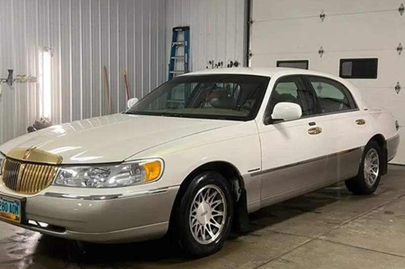 Lincoln Town Car Town Car 4.6 Ultimate 3