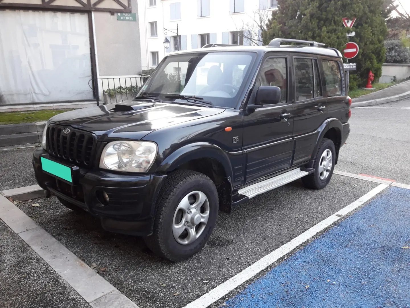 Mahindra Goa Goa 2.5 CRDe 4x2 LSD AJ 1