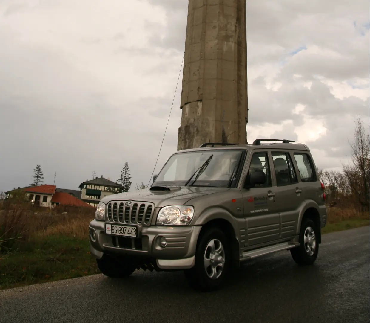 Mahindra Goa Goa 2.5 CRDe 4x2 LSD 4