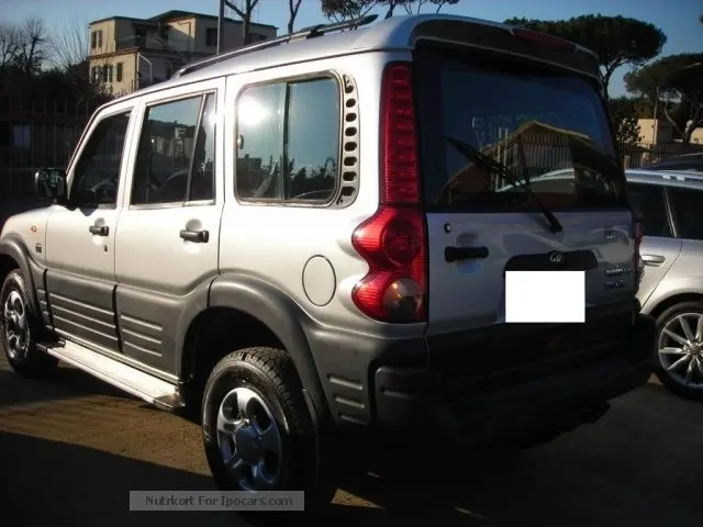 Mahindra Goa Goa 2.6 CRD 4x2 3