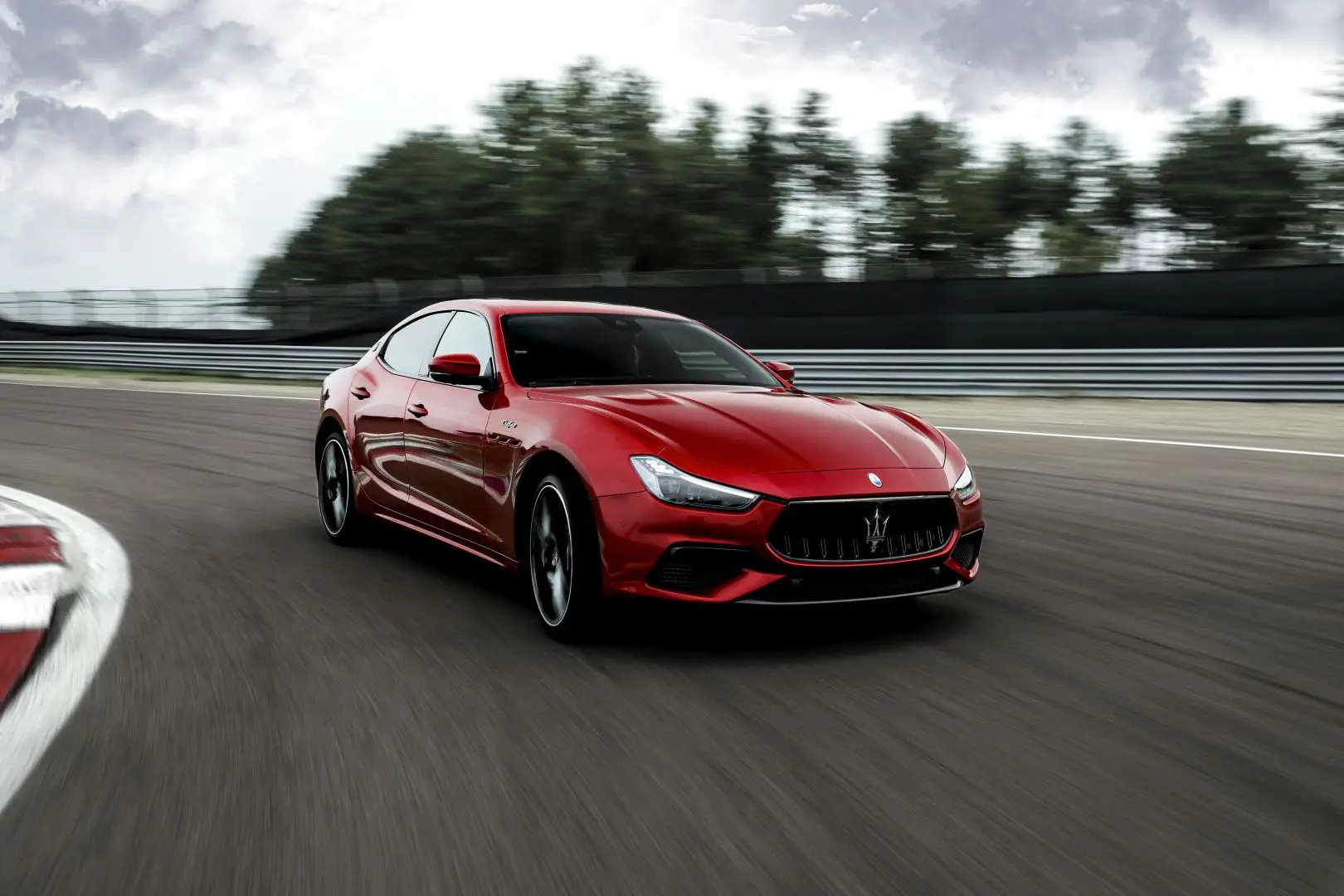 Maserati Ghibli Ghibli 3.8 V8 Trofeo 3