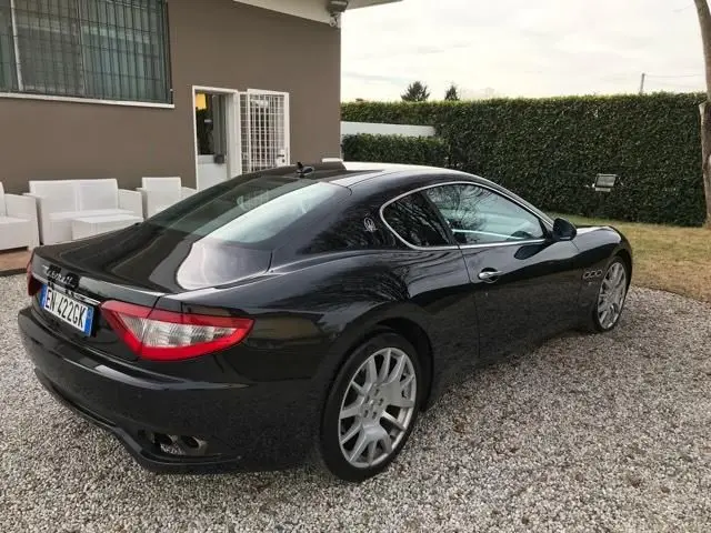 Maserati GranTurismo GranTurismo 4.2 5