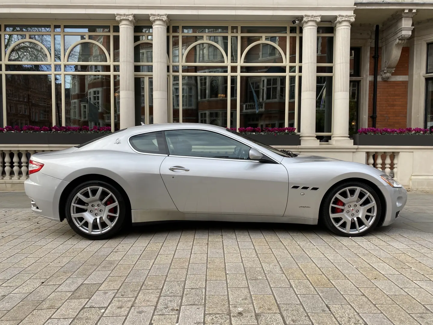 Maserati GranTurismo GranTurismo 4.2 V8 5