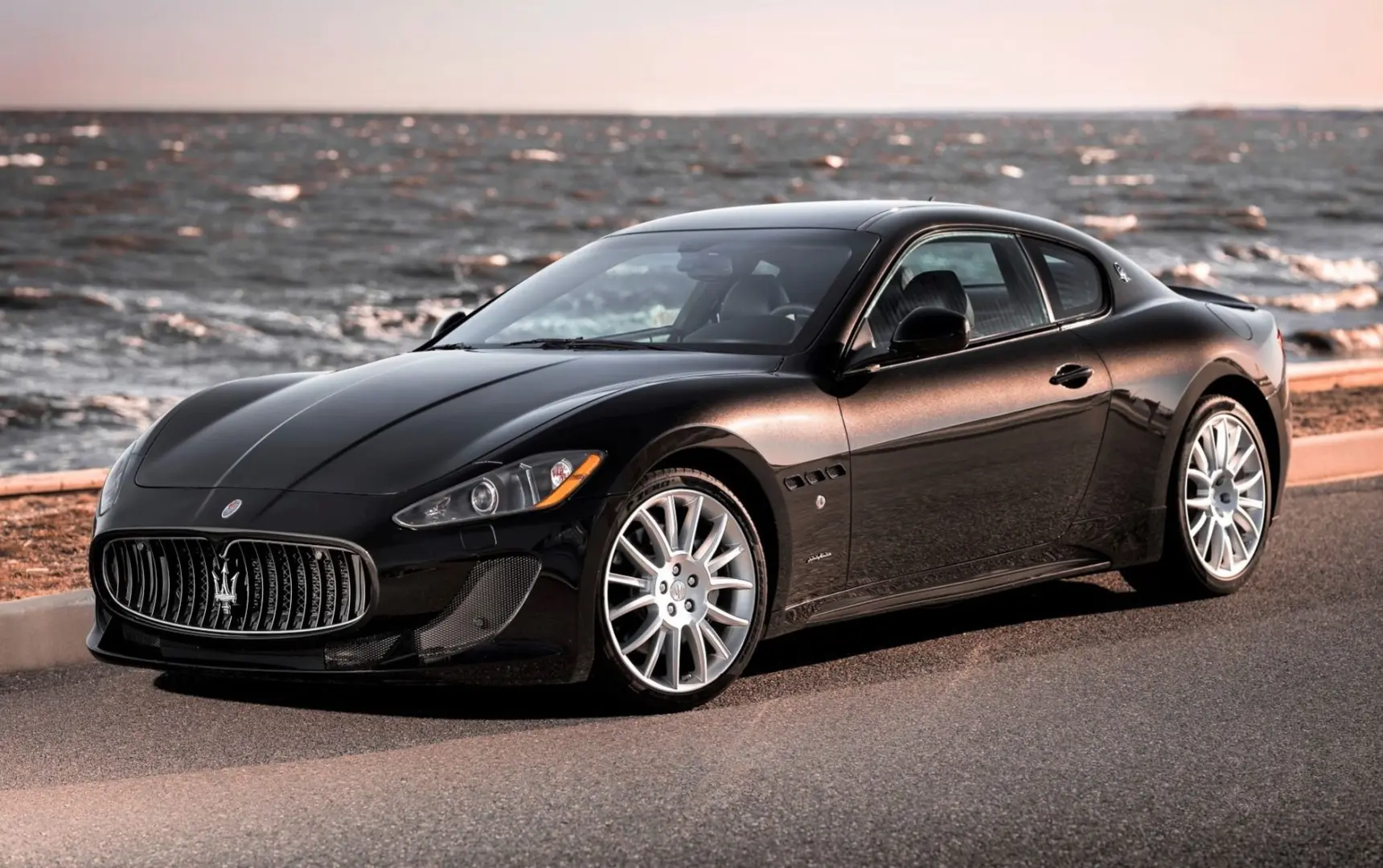Maserati GranTurismo GranTurismo 4.7 S 5