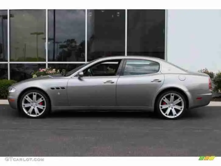 Maserati Quattroporte Quattroporte 4.2 V8 Sport GTS 2