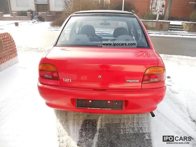 Mazda 121 121 1.3 16V S 1